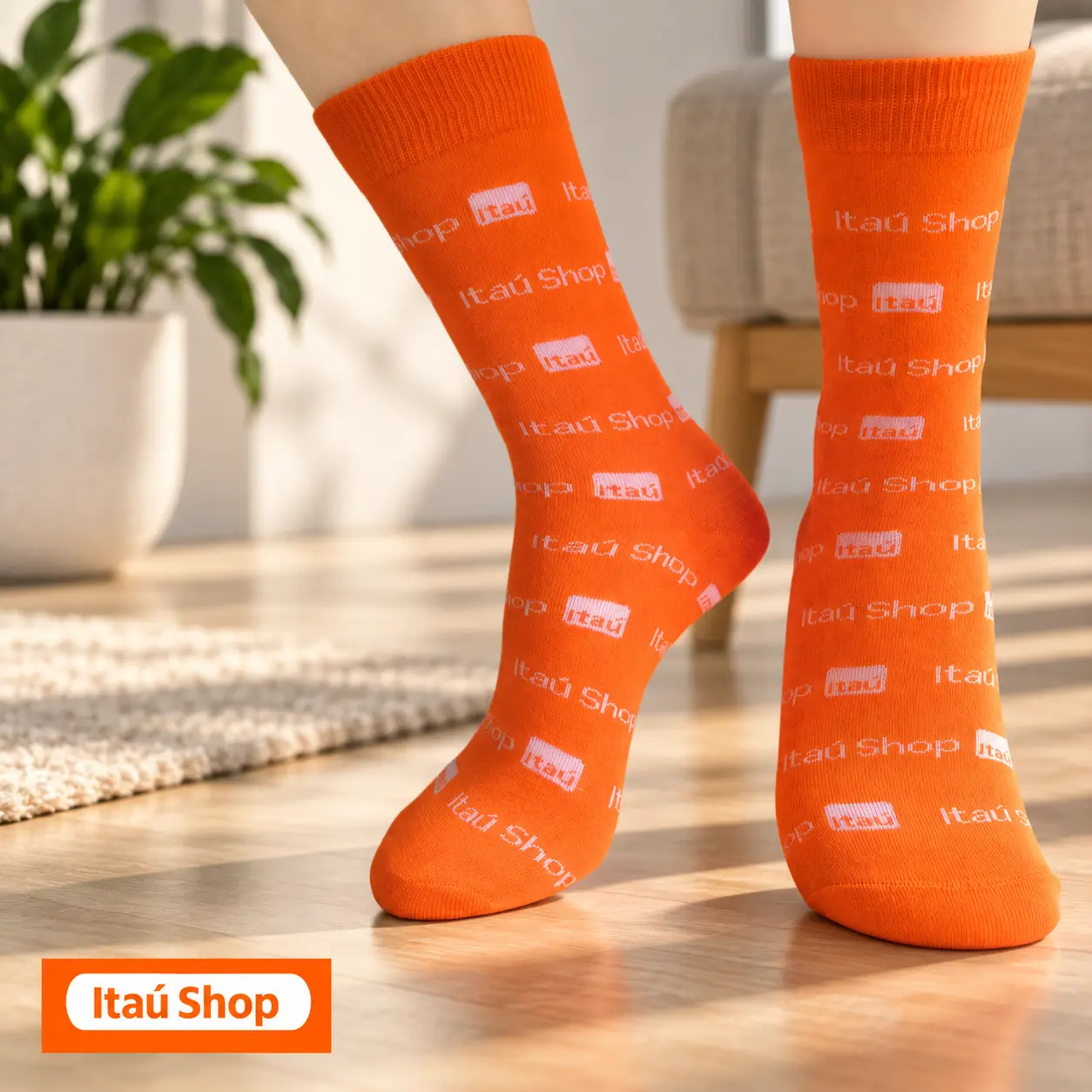 Meias personalizadas do projeto Itaú Shop